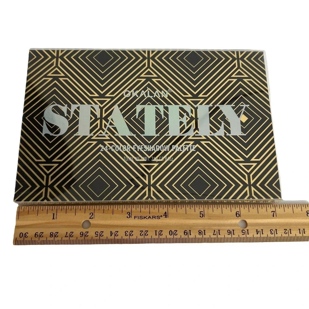 OKALAN Stately Eyeshadow Palette‎ 24 Color Makeup Kit with Mirror New 0.84 oz
